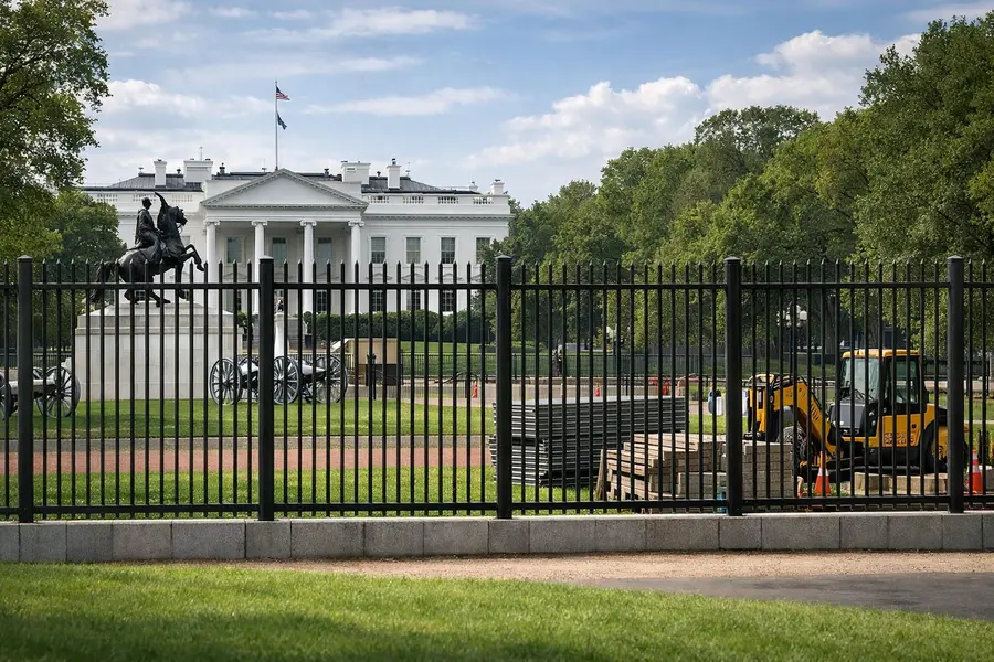 Trump's Lafayette Park Fence Plan Advances
